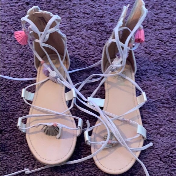 Sandals - Picture 2 of 4